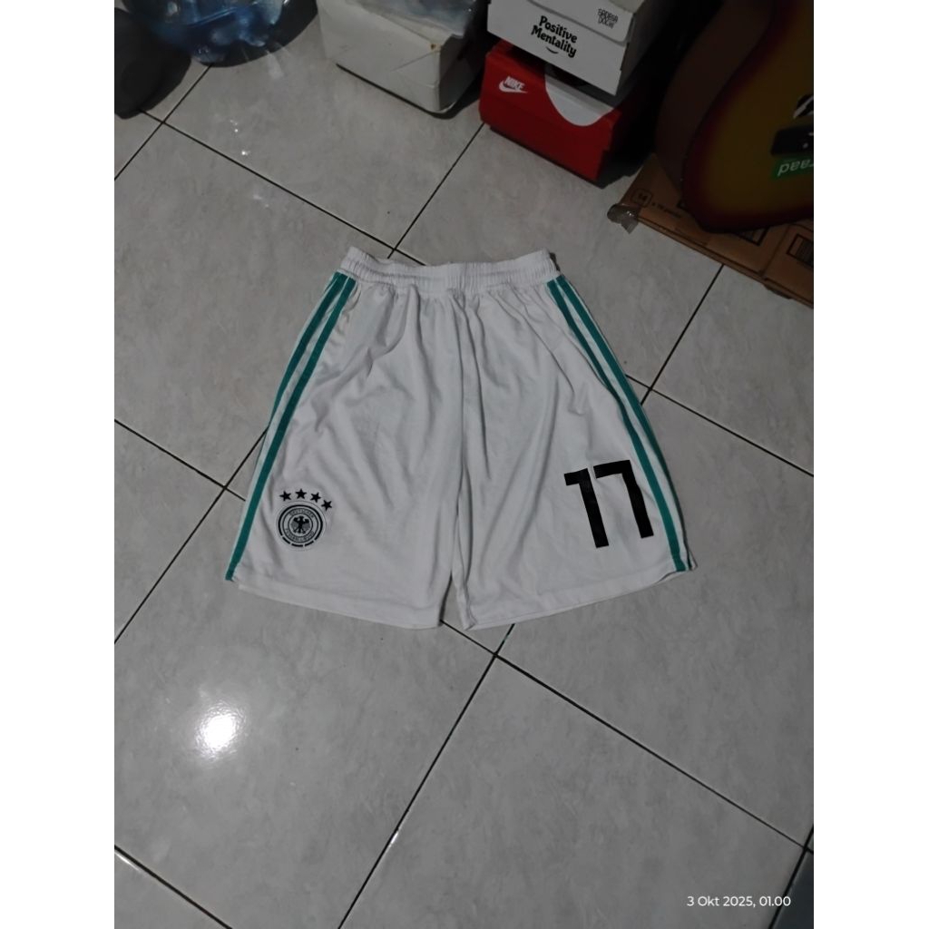 Preloved Celana Pendek Adidas Second Original