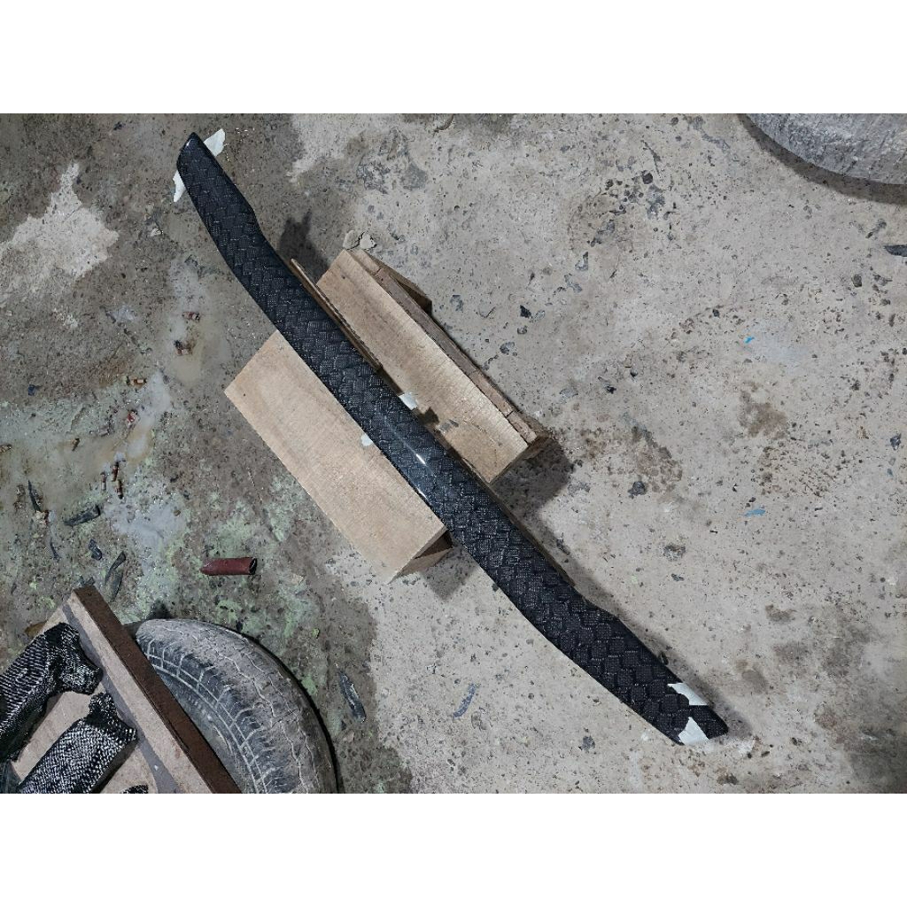 COVER TRUNKLID BAGASI,GARNIS,PAJERO ANPS 2016-2025