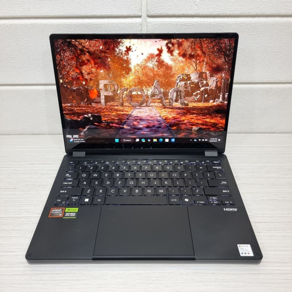 Laptop Asus ProArt PX13 OLED Ryzen AI 9 365 24GB/1TB RTX 4050 TOUCH LIKE NEW