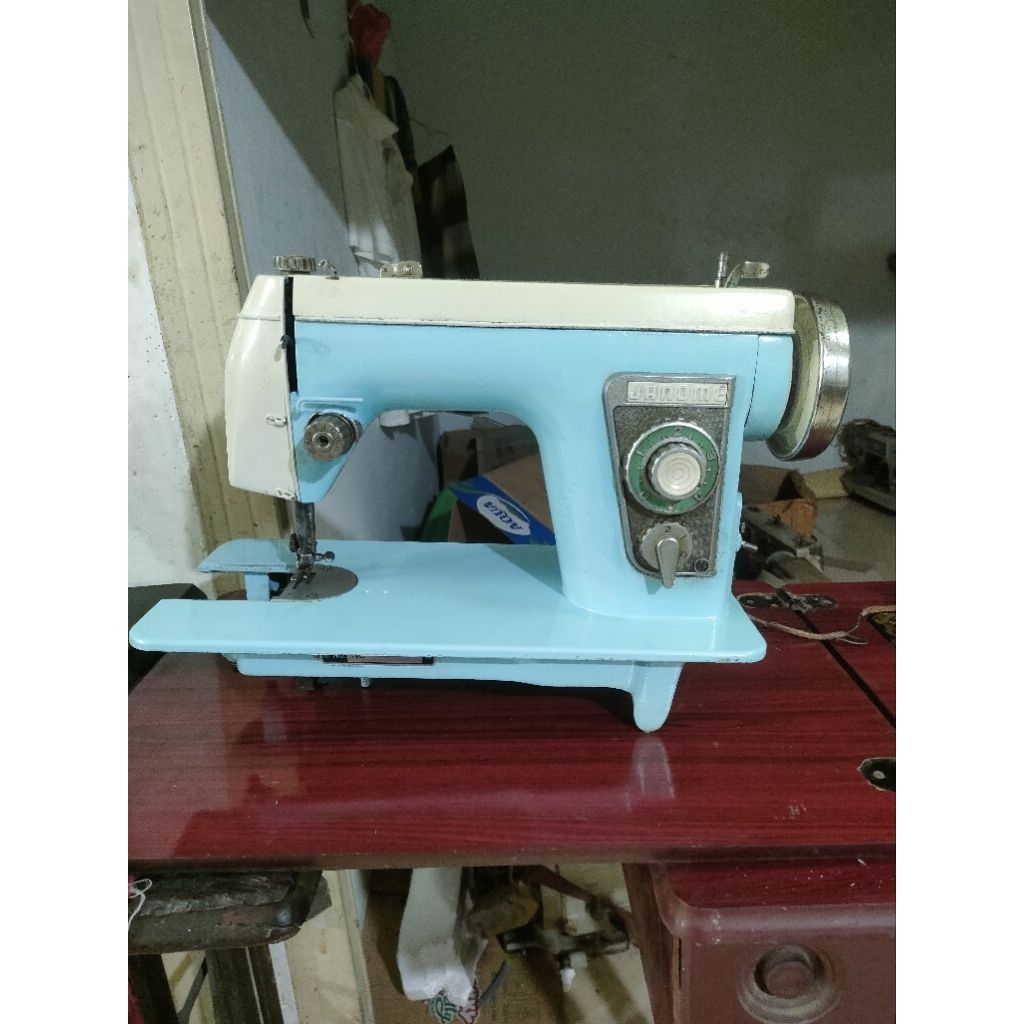 mesin jahit JANOME engkel & HAPPY engkel buat jahit lurus second kondisi normal siap pakai barang se