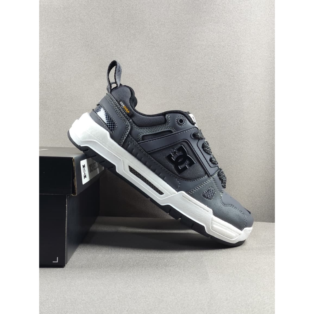 Dc Stag V2 Sepatu Skateboard Unisex Bisa Cod Bayar Ditempat Ukuran 40-45 Co