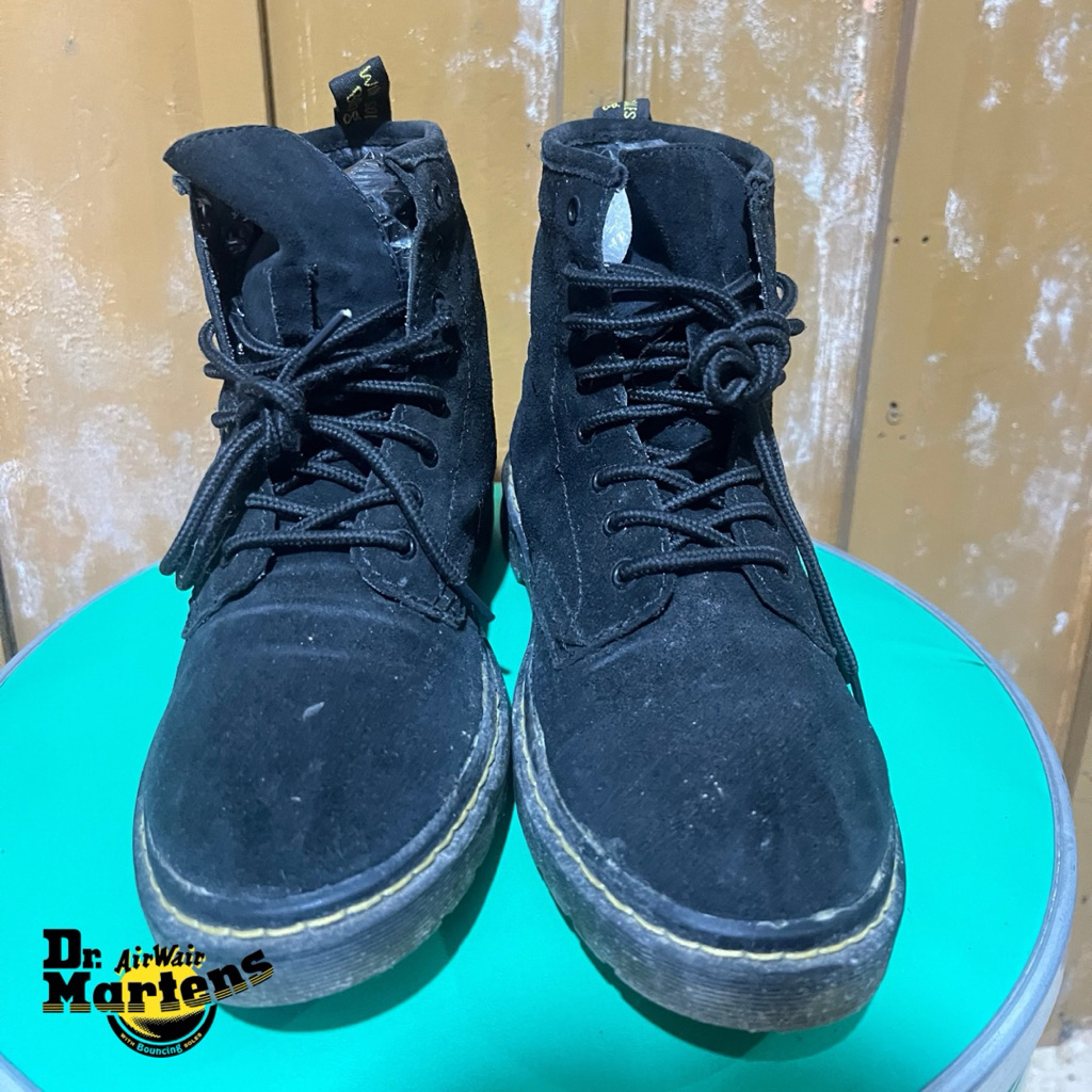 SEPATU DR. MARTENS BOOT SUEDE SECOND ORIGINAL