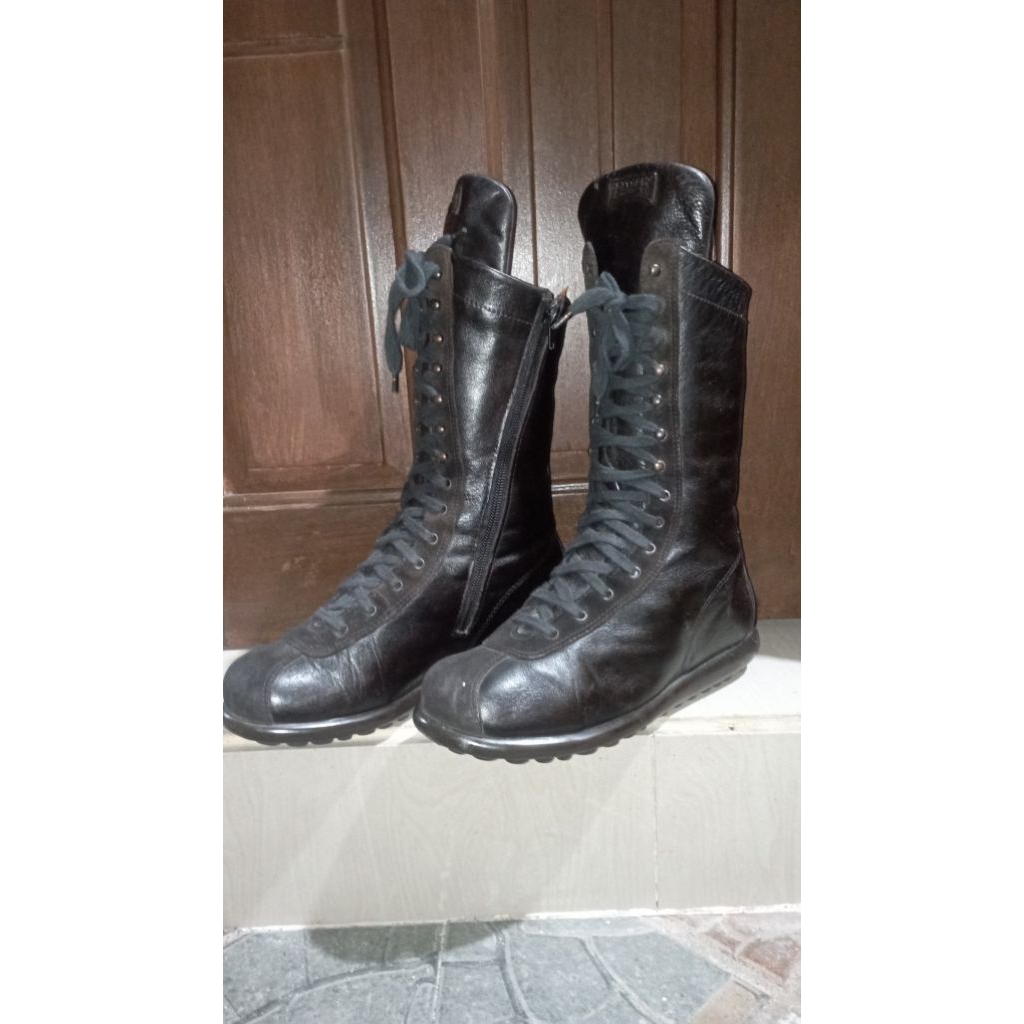 Sepatu Boots untuk wanita berziper Original Leather by CAMPER SZ 38
