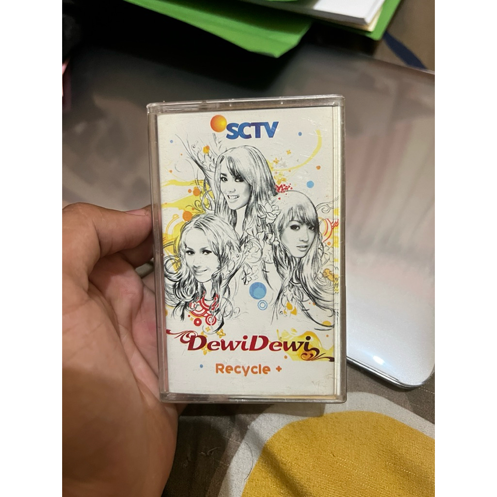 kaset pita dewi dewi