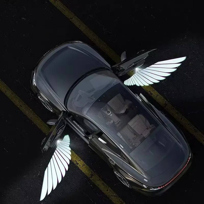 Lampu LED Stiker Tempel Sorot Proyektor Car Welcome Light Pintu Mobil Universal Modifikasi Sensor Jarak Penerangan Malam Dekorasi Aksesoris Interior Mobil Exterior Car Angel Wings Door Portable Welcome Shadow Light motif sayap PNP 1 Set isi 2 Pcs