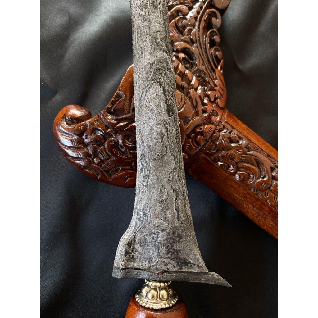 Keris Madura Sepuh Warangka Ukiran
