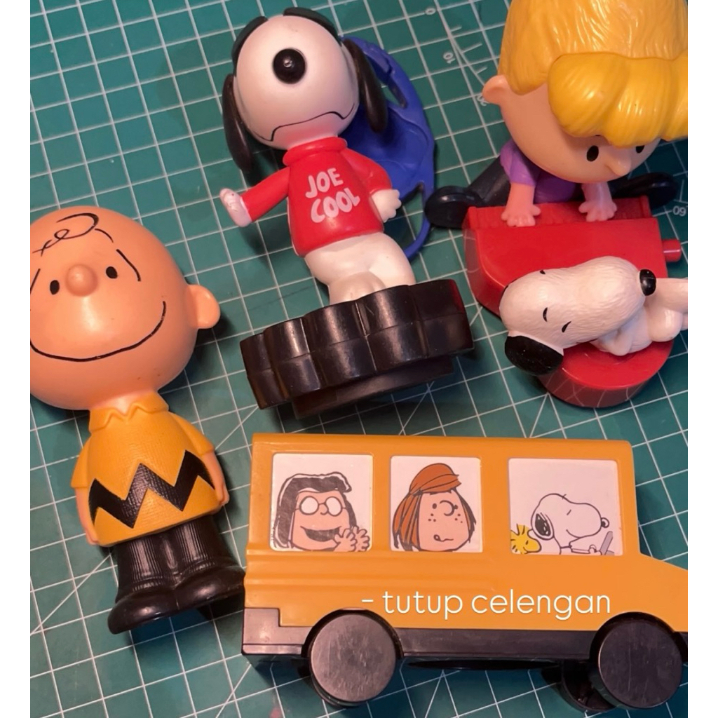 Snoopy figure bulk