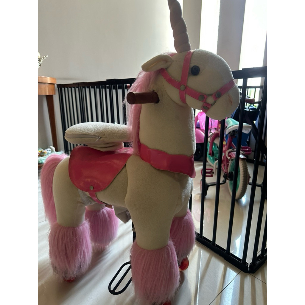 Kuda genjot mainan anak