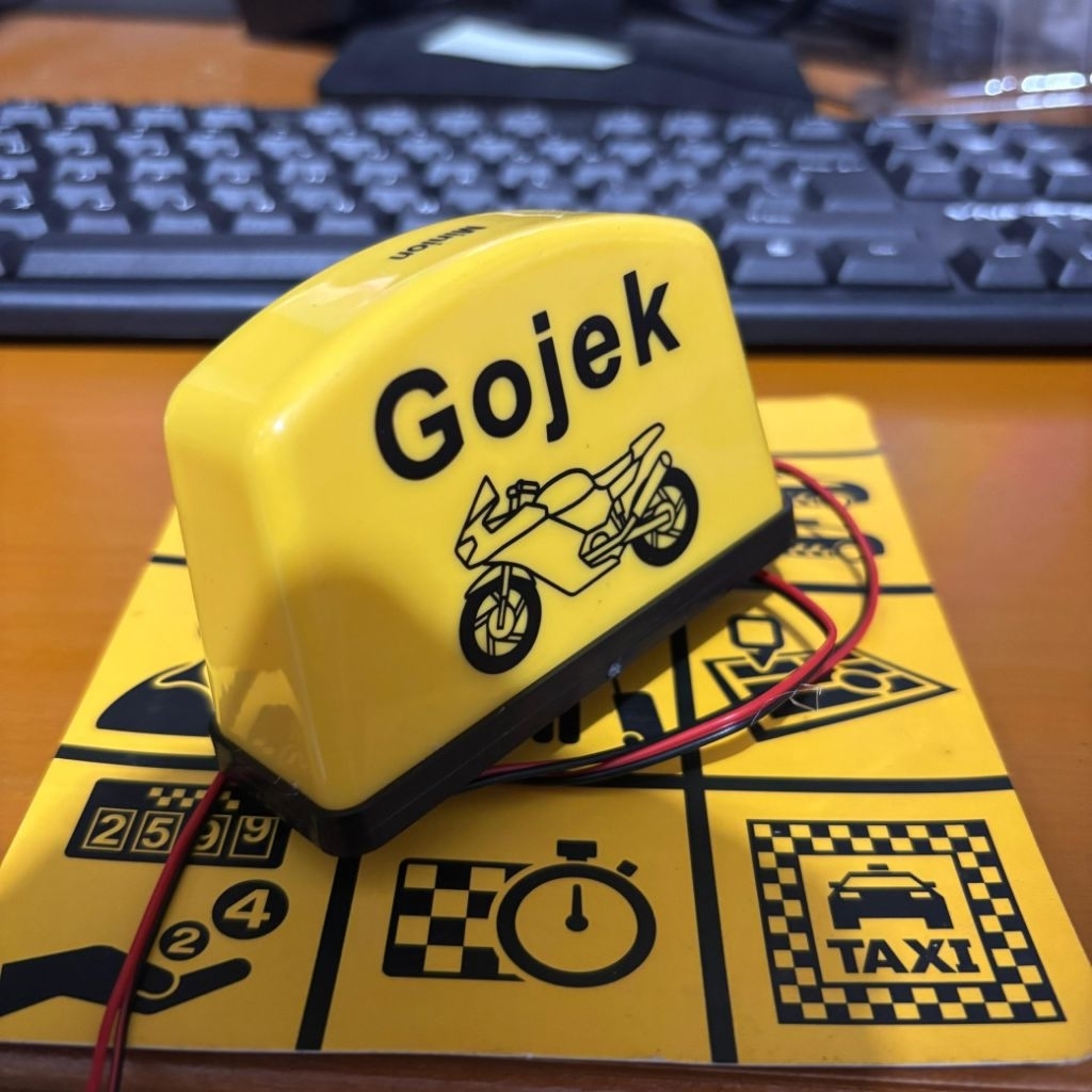 promo lampu logo gojek grab minion lampu taxi grab minion gojek lampu logo bracket spion lampu varia