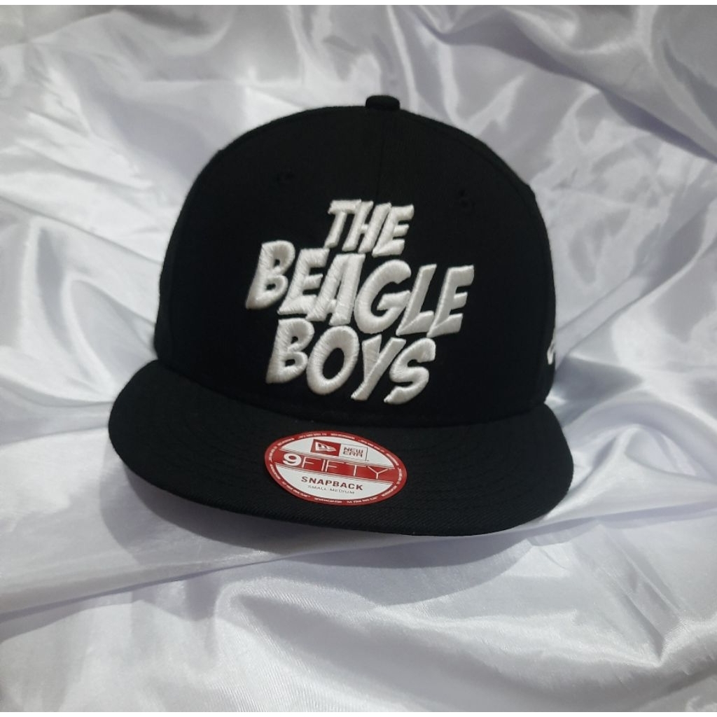 snapback new era the beagle boys topi