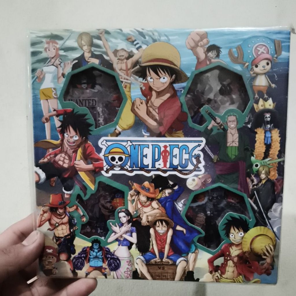 100 Pcs / BOX STIKER ONE PIECE