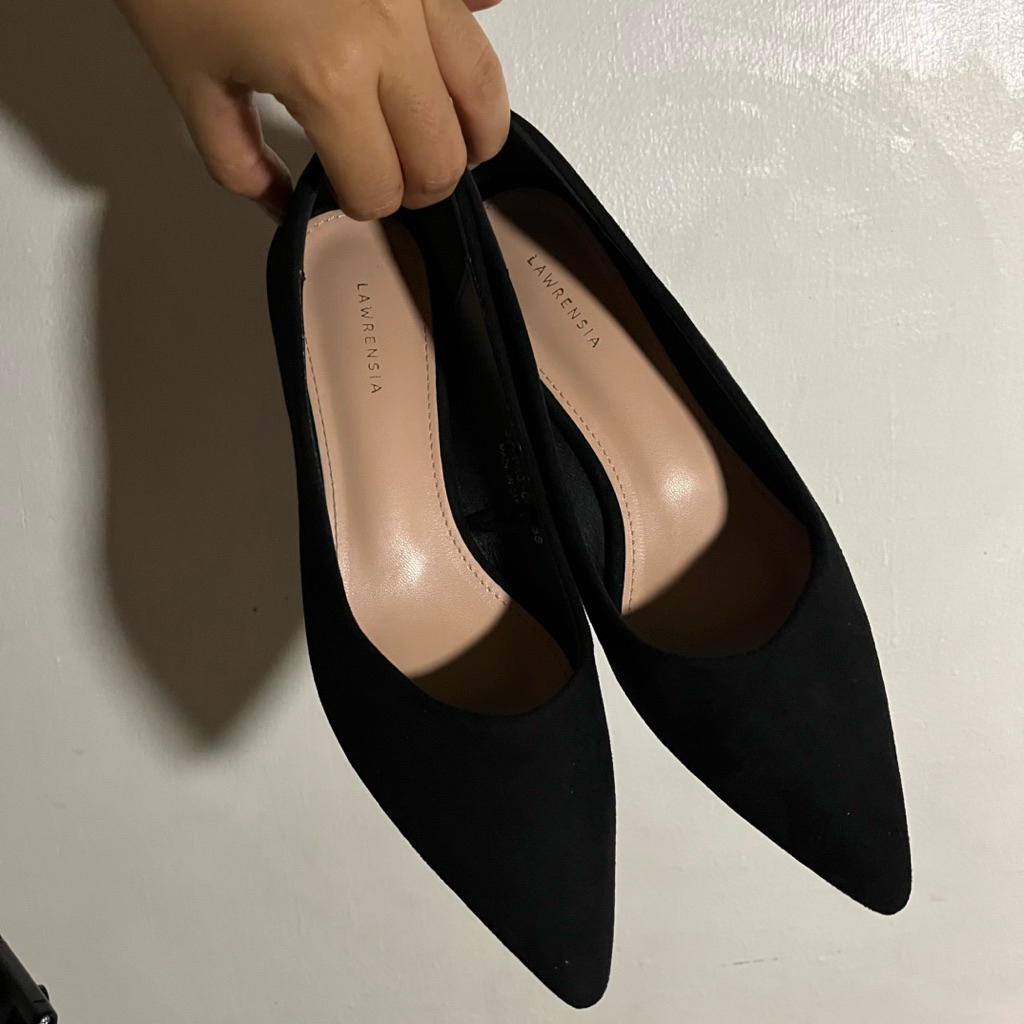 preloved heels hitam lawrensia uk 38