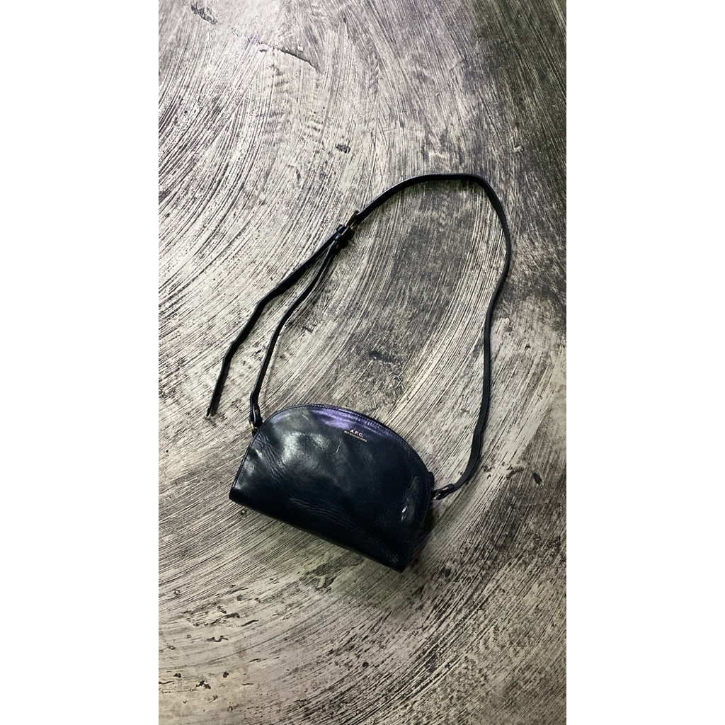 apc leather sling bag