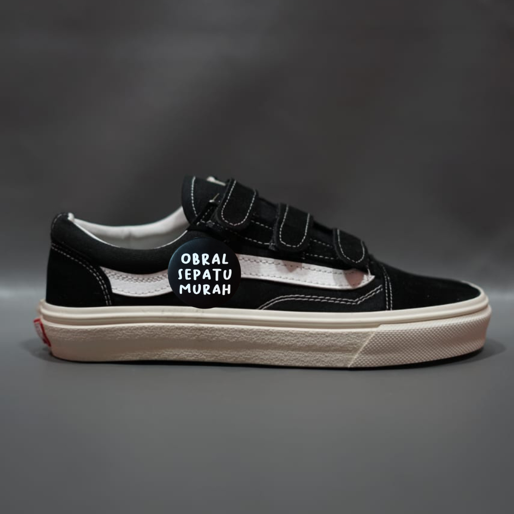 OBRAL SEPATU SNEAKERS PRIA WANITA OLDSCHOOL PEREKAT HITAM PUTIH KANVAS 36-43
