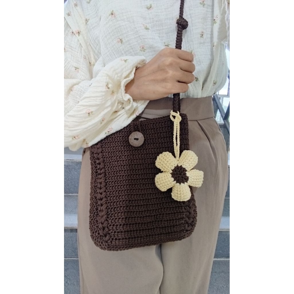Tas Rajut Bunga Daisy