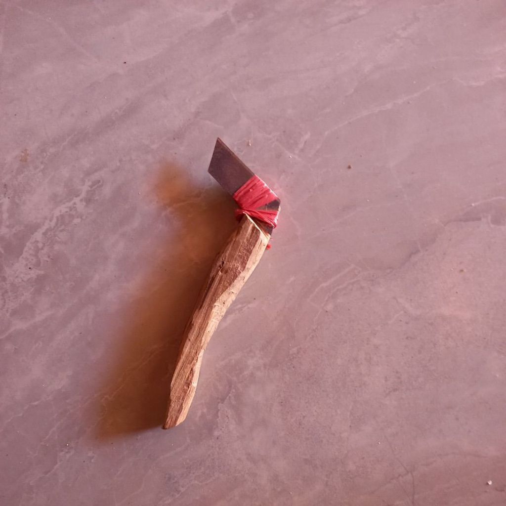 pisau serut layangan