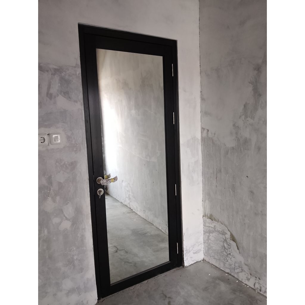 kusen aluminium dan pintu alumunium isi cermin