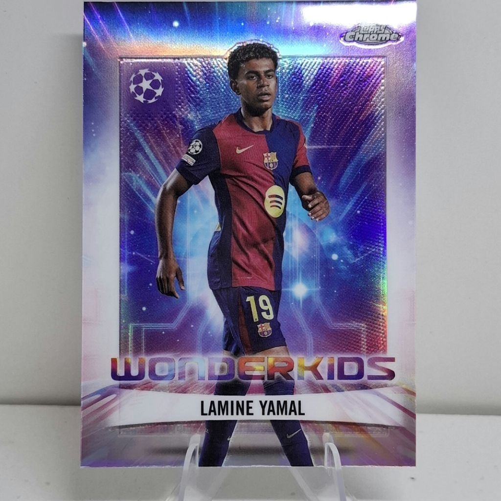 Kartu Bola Topps Chrome Wonderkids Lamine Yamal Barcelona