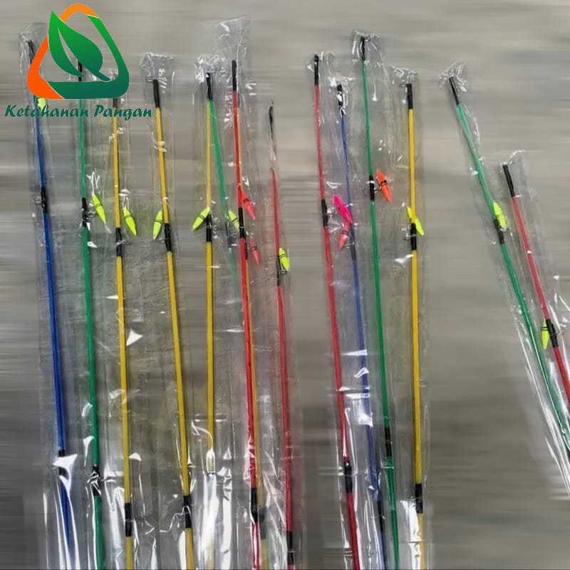 Satu Set Alat Pancing Set Joran Fiber Lentur Wader