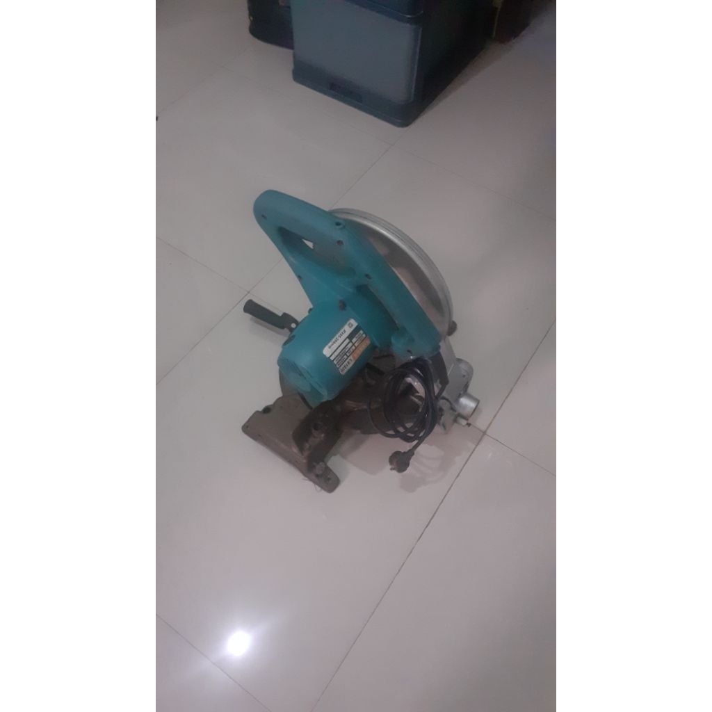 mitter saw 10 inchi