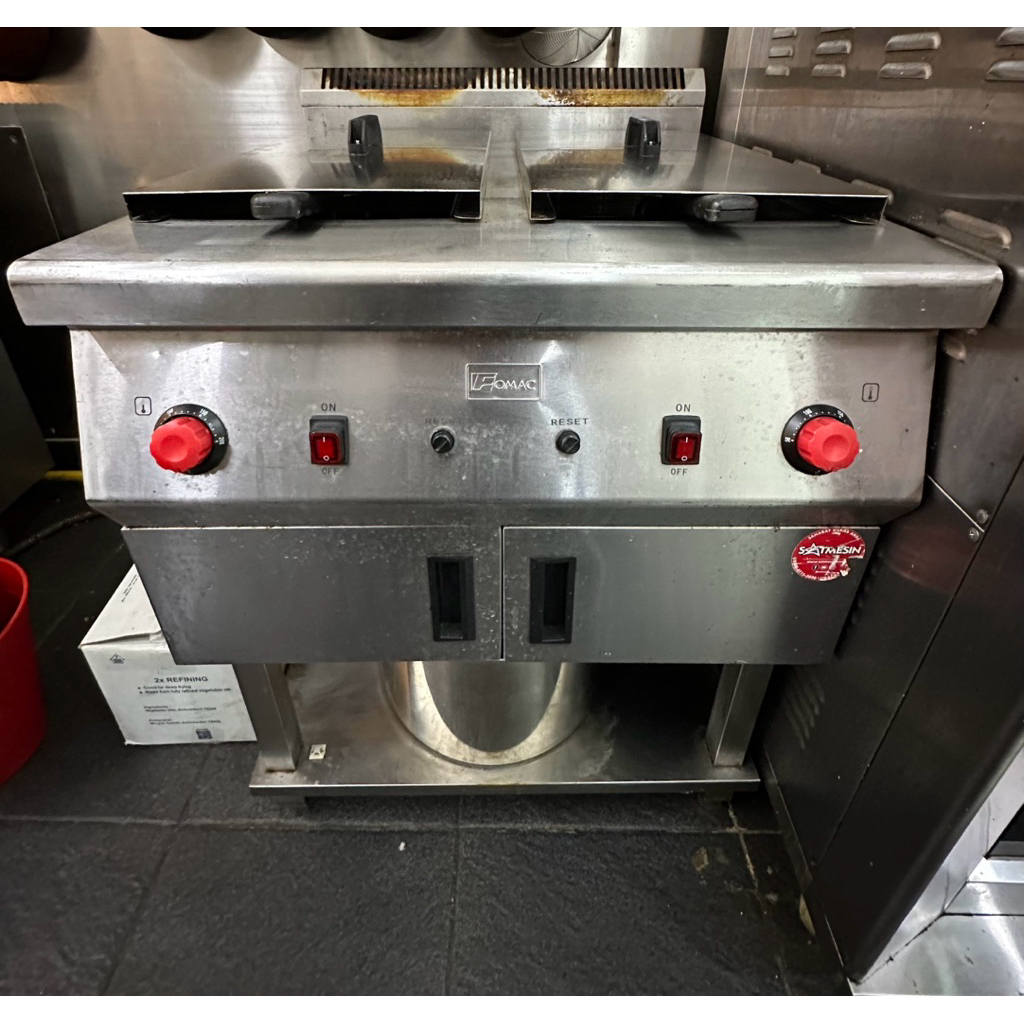 Fomac gas deep fryer fry-gf172cs / fry gf172cs bekas second