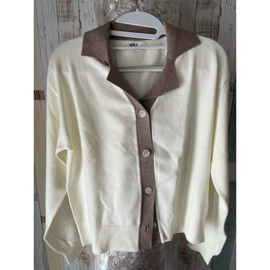 Preloved cardigan by Spao