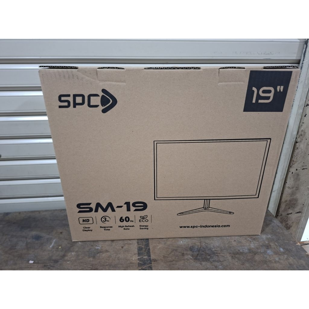 Monitor SPC 19inch Baru