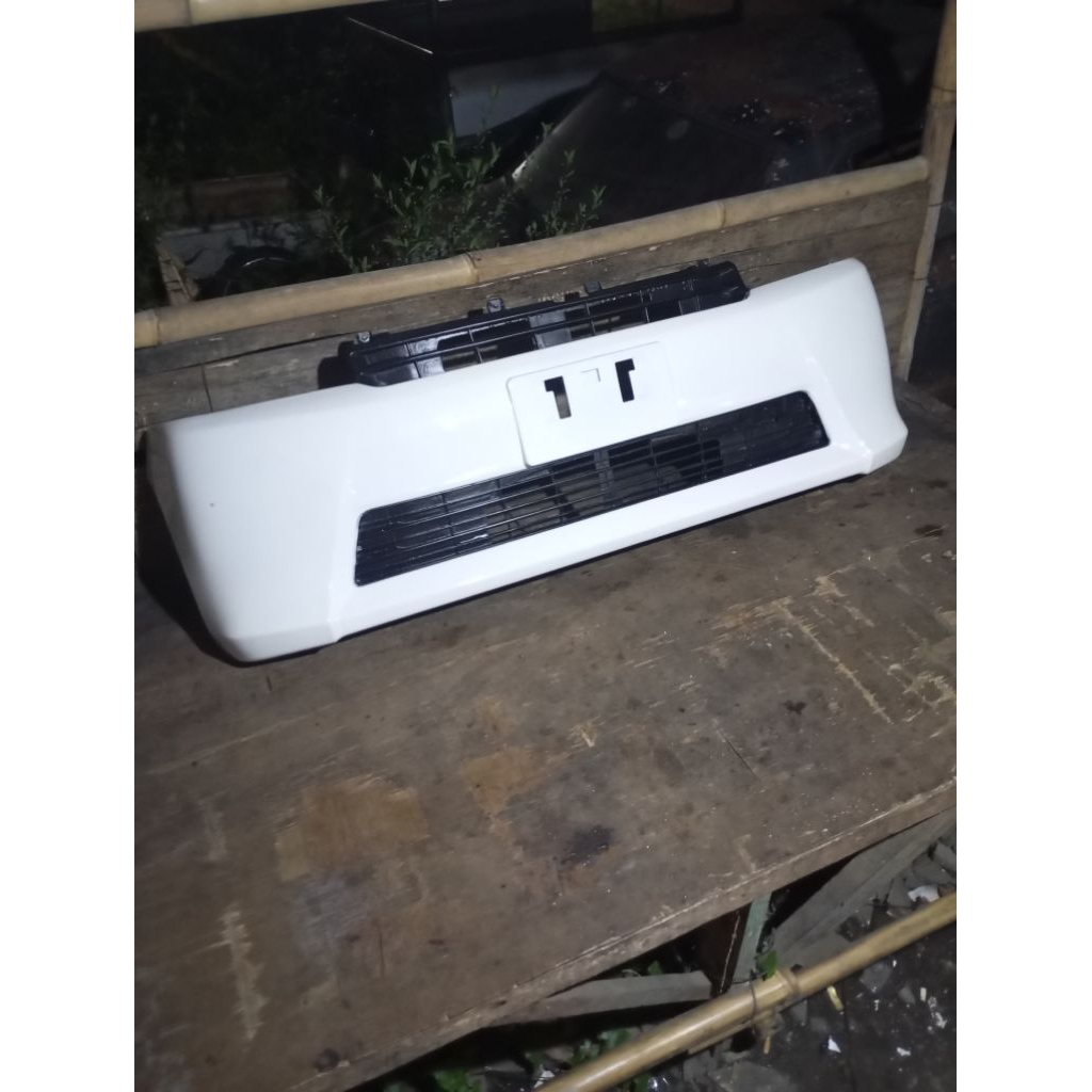 Bemper Granmax Model Townace