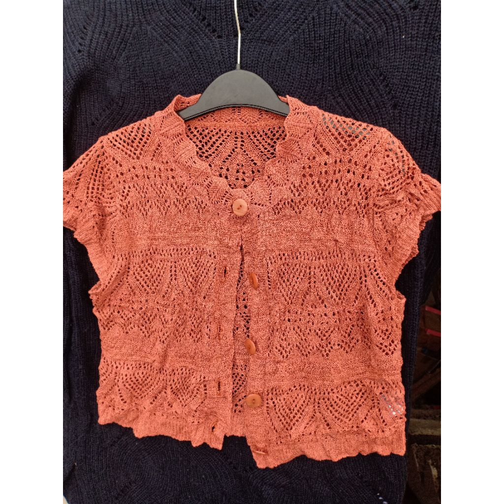 Preloved Outer Rajut Renda Likenew