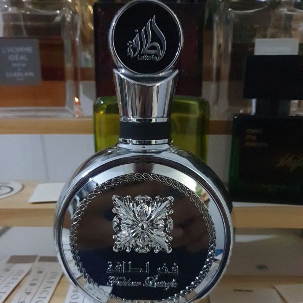 Lattafa Fakhar Platin Preloved Parfum