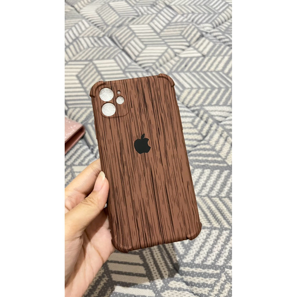 Preloved Case iPhone 11