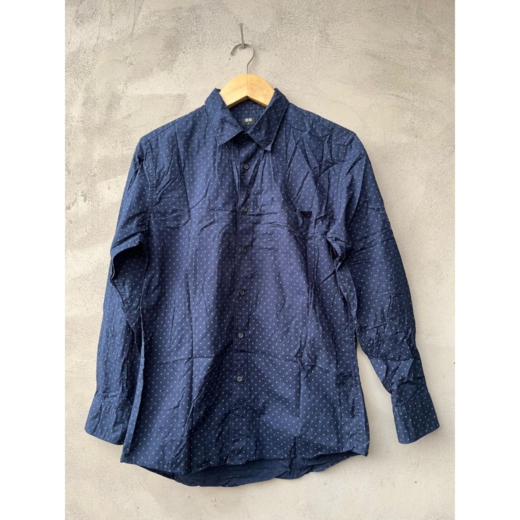 Uniqlo kemeja motif pria S fit M