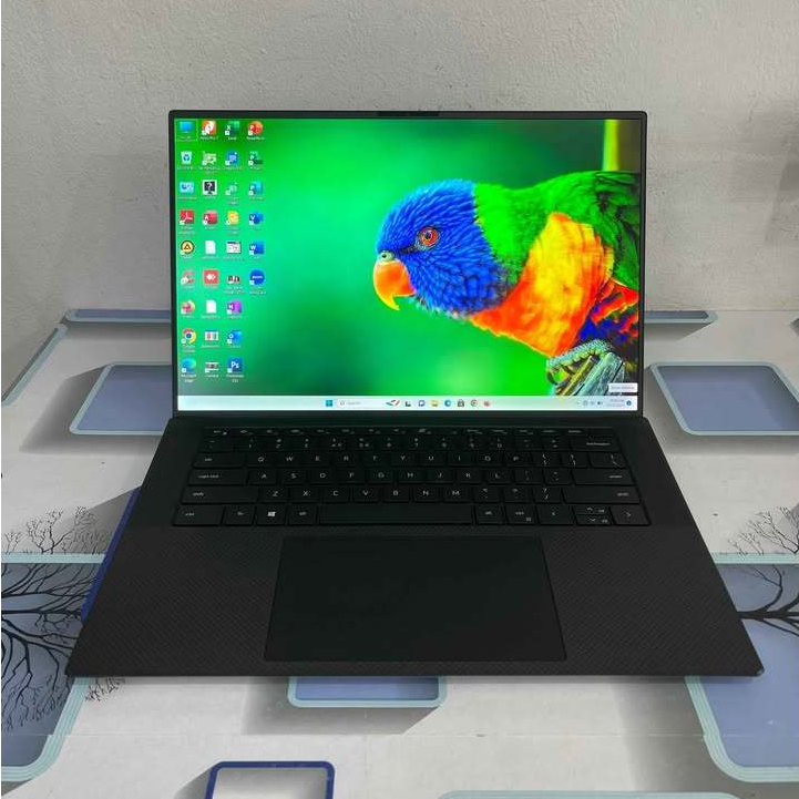 Laptop Dell Precision 5550 / Core i9 Gen 10 / VGA Quadro T2000 4Gb