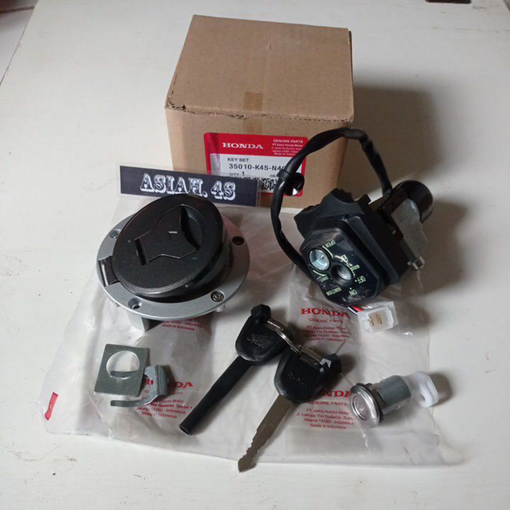 Kunci Kontak Set Honda CB 150R New Led Kualitas Ori