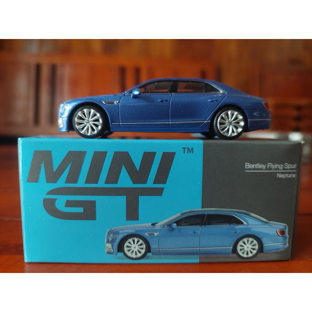 mini gt bentley flying spur blue