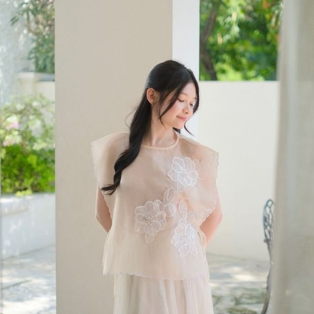 Abinaya- Zui Outer | Outer Kondangan Pesta Vintage Brokat Mewah Elegan Formal dan Informal