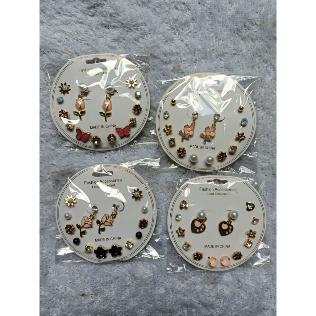 Anting clover Plastik / Giwang Set