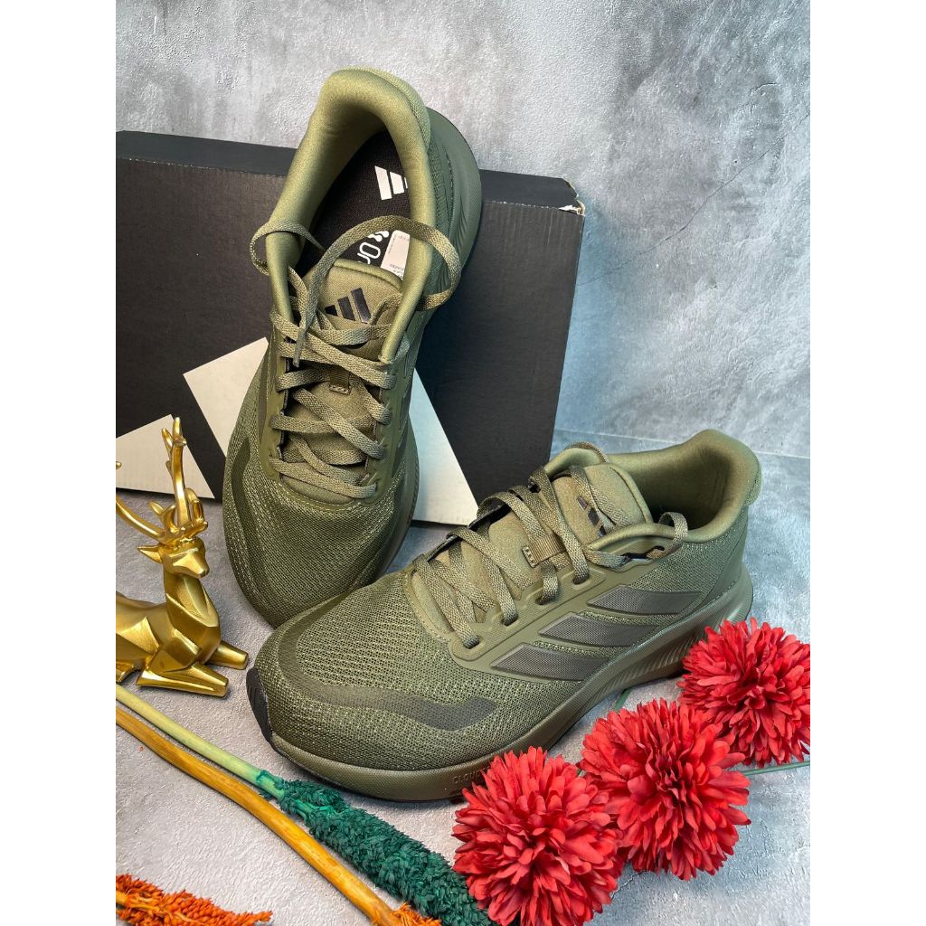 Preloved Adidas Falcon 5 Running Shoes/Sepatu Lari for Men/Pria in Olive Green/Hijau Zaitun Murah 10