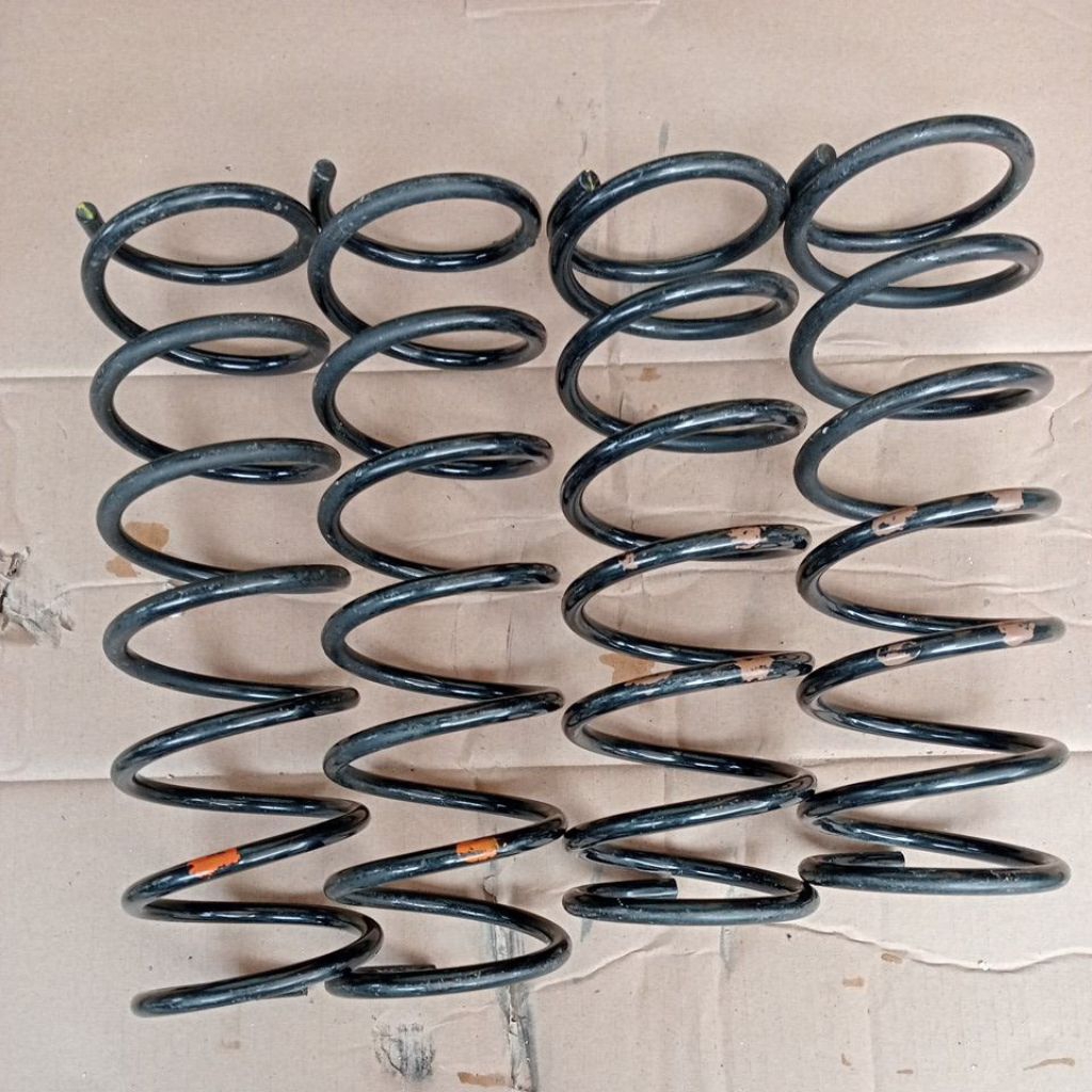 per keong Toyota Ayla Agya depan belakang