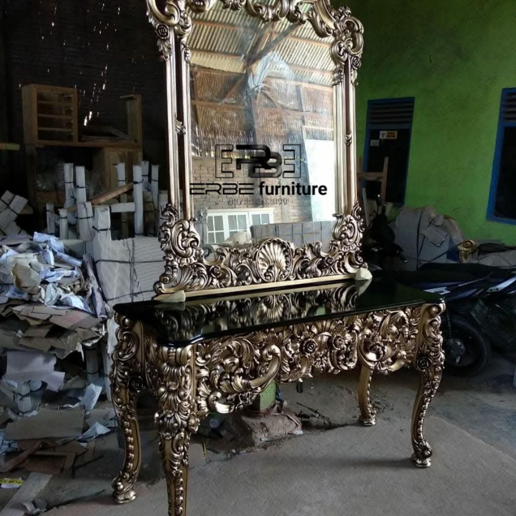 meja rias meja konsol ukir Jepara mewah kayu jati perhutani finishing cat Duco emas