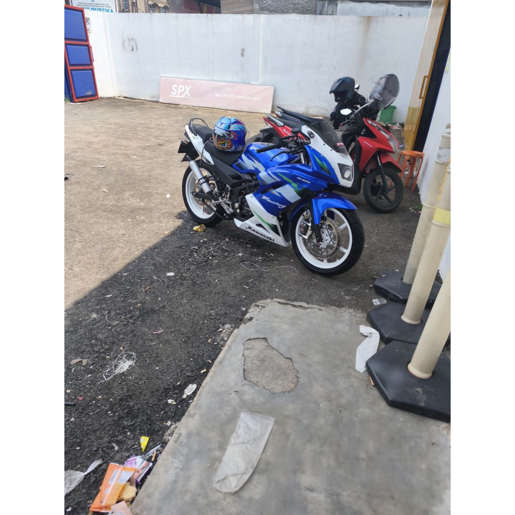 helm kyt x speed 805 livery daijiro kato