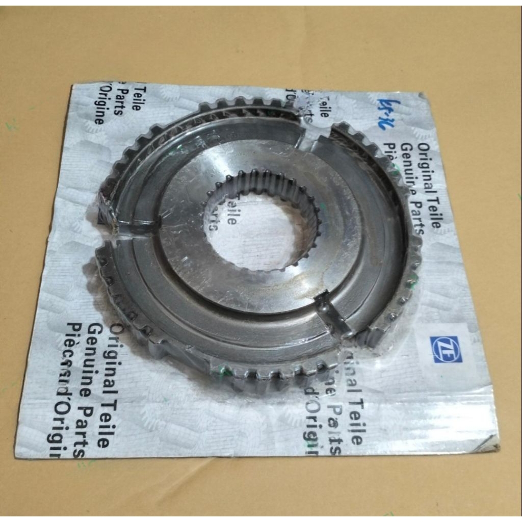 SYNCHRONIZER HINO LOHAN ZF 1324 304 006