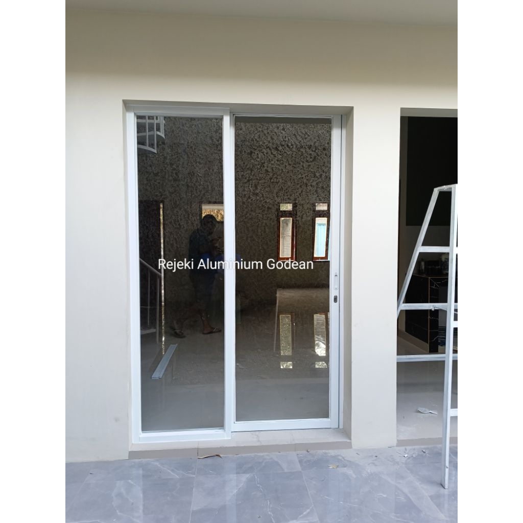 pintu sliding dan kaca mati