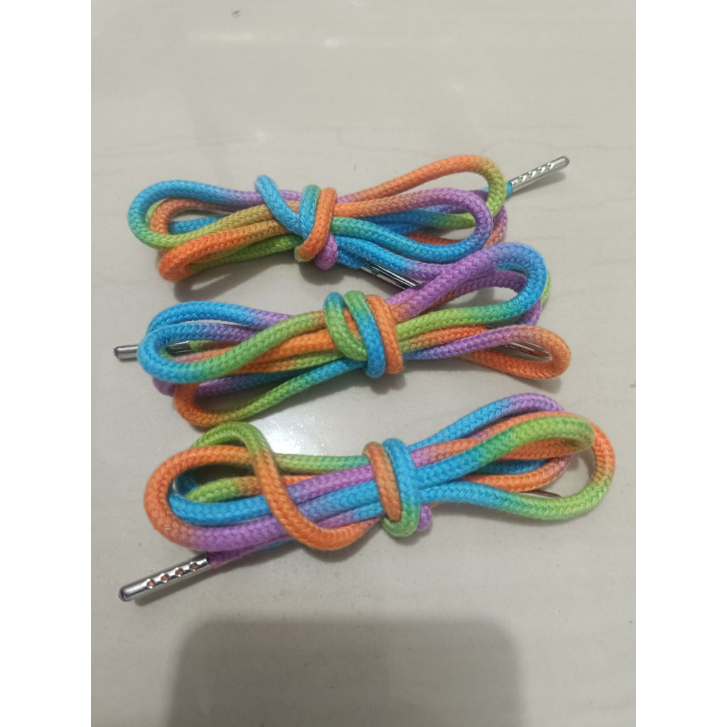 tali sepatu rainbow ujung besi premium