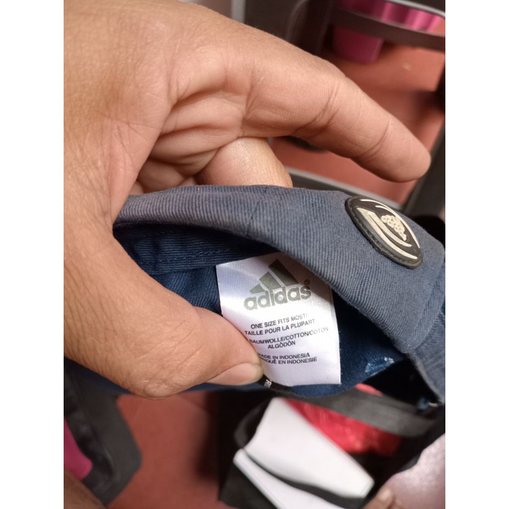 topi vintage adidas
