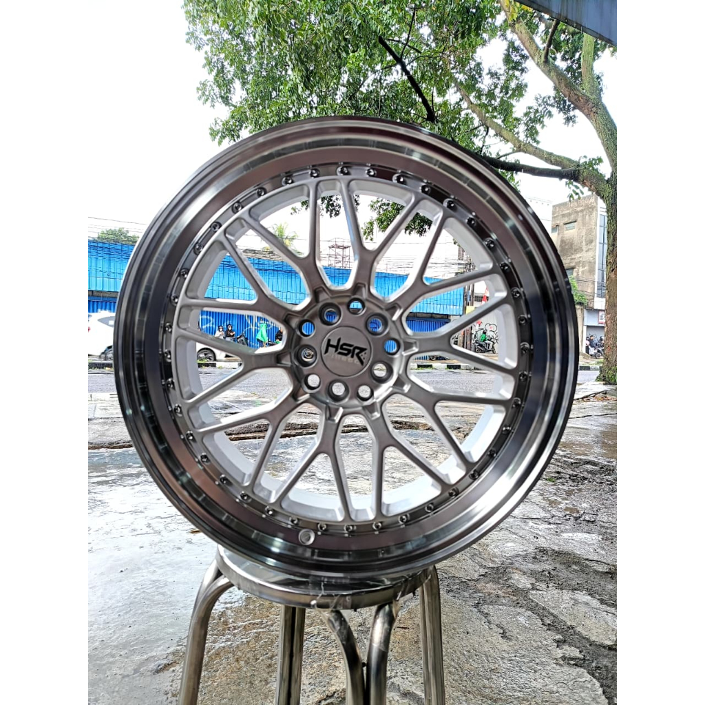 Velg mobil bbs r19 type hsr sigi r19 lebar 8,5 pcd 5x100 5x114,3 et42 smfl buat mobil alphard,innova