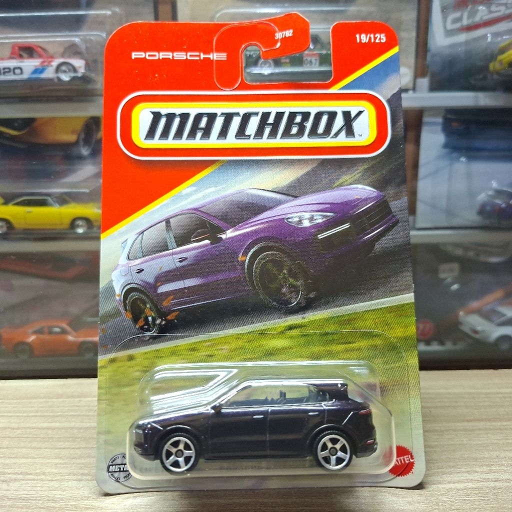 Matchbox Porsche Cayenne Turbo Purple - 93BH - Original Matchbox - Mainan Anak
