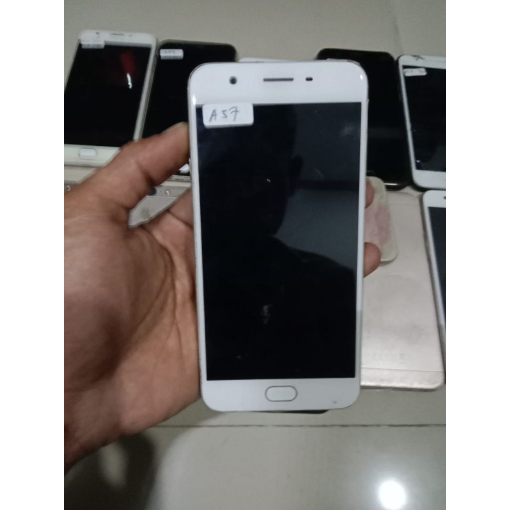MESIN HP OPPO A57 ( UNIT ) JAMINAN NORMAL 95% ORIGINAL