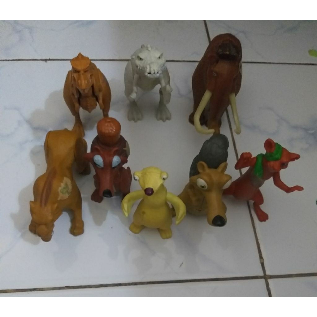 Figure set Ice age 3 Mcd 2009