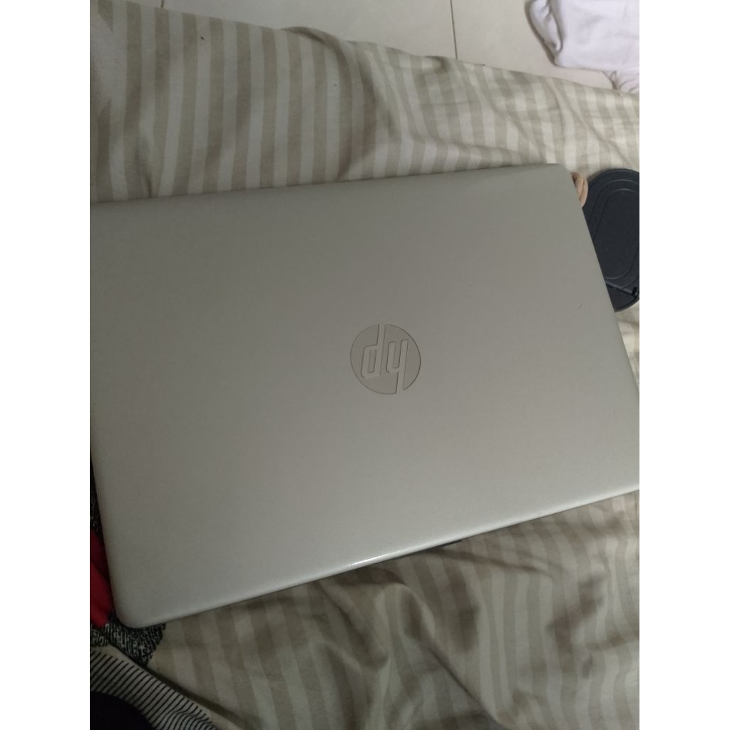 LAPTOP HP 14s-dq5127TU Second